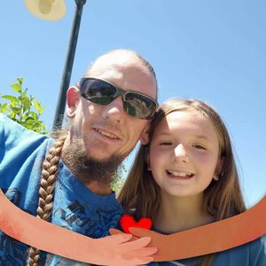 Meet your Posher, Derek